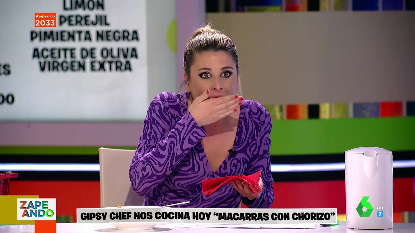 El horror de Dani Mateo al ver a Valeria Ros haciendo esto: "Creo que España no merece esta imagen" El horror de Dani Mateo al ver a Valeria Ros haciendo esto: "Creo que España no merece esta imagen"