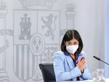 La ministra de Sanidad, Carolina Darias, durante una rueda de prensa