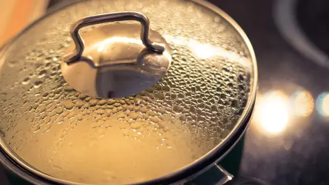 ¿Por qué el agua entra en ebullición a temperaturas distintas según donde estemos? EBULLICIÓN