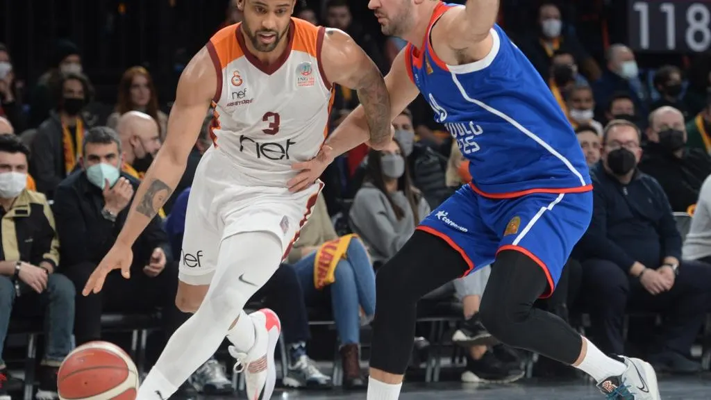 Galatasaray y Anadolu Efes