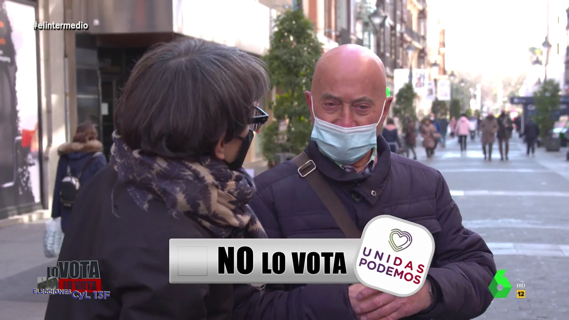 Thais pregunta a un señor a quién va a votar y éste le cuenta su vida: "Llevo desde los 13 años trabajando, a los 23 me fui a Alemania"