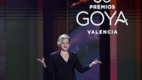 Carmen Machi arranca la gala de los Premios Goya hablando en valenciano en su mon&oacute;logo sobre la pandemia