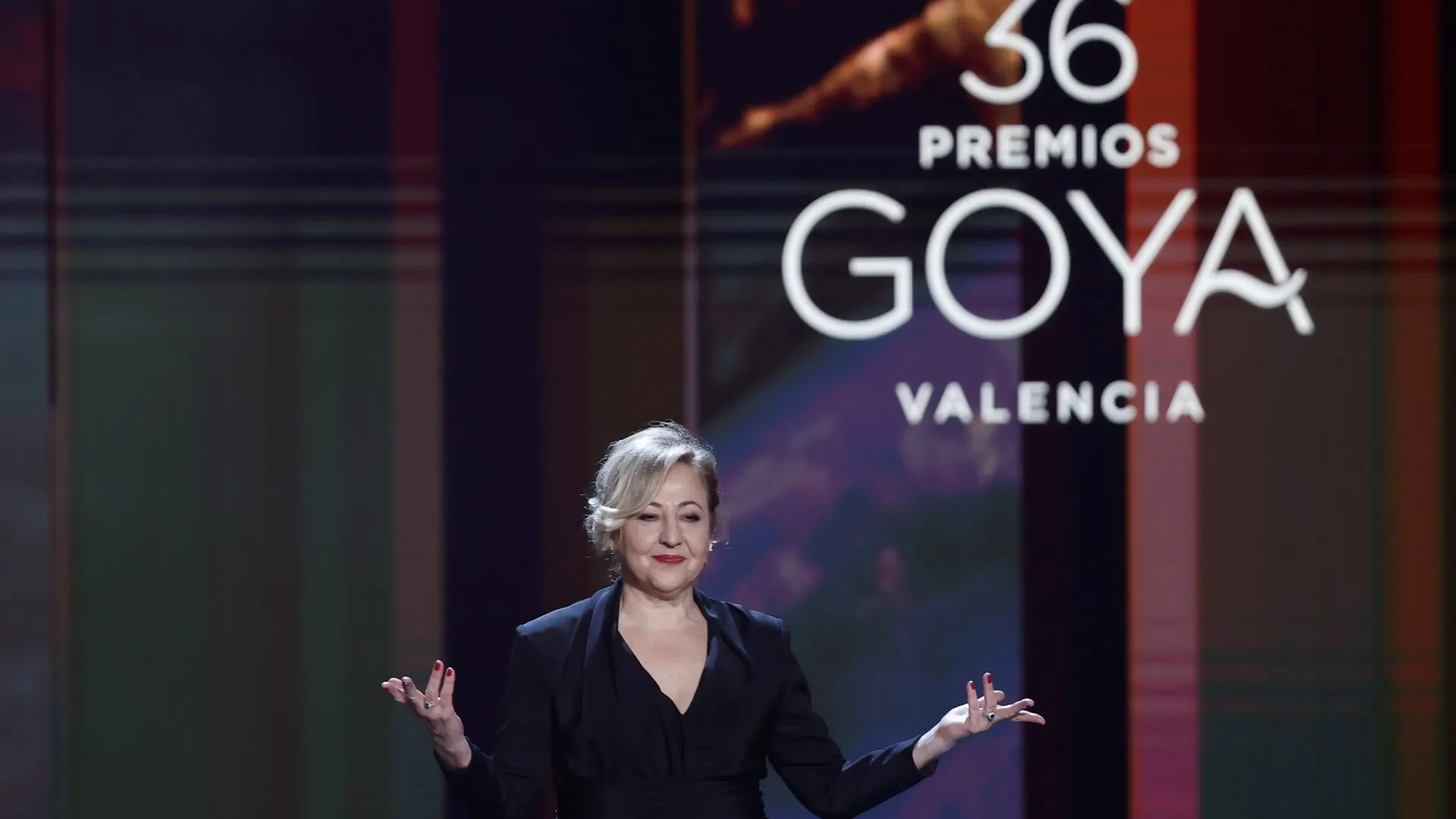 Carmen Machi arranca la gala de los Premios Goya hablando en valenciano en su monólogo sobre la pandemia