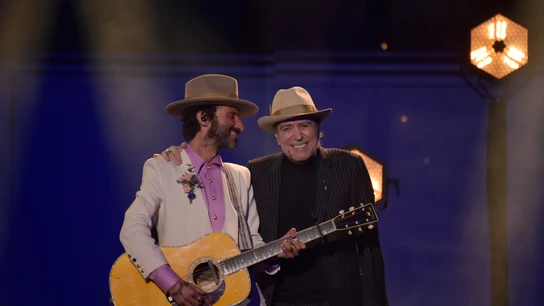 Así fue el regreso de Joaquín Sabina a los escenarios junto a Leiva en los Goya 2022 Premios Goya 2022