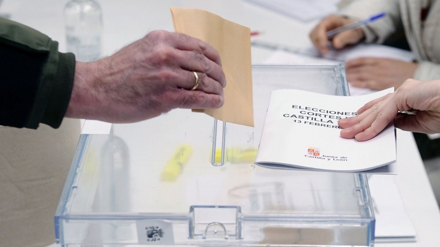 Mesa electoral en Castilla y Le&oacute;n
