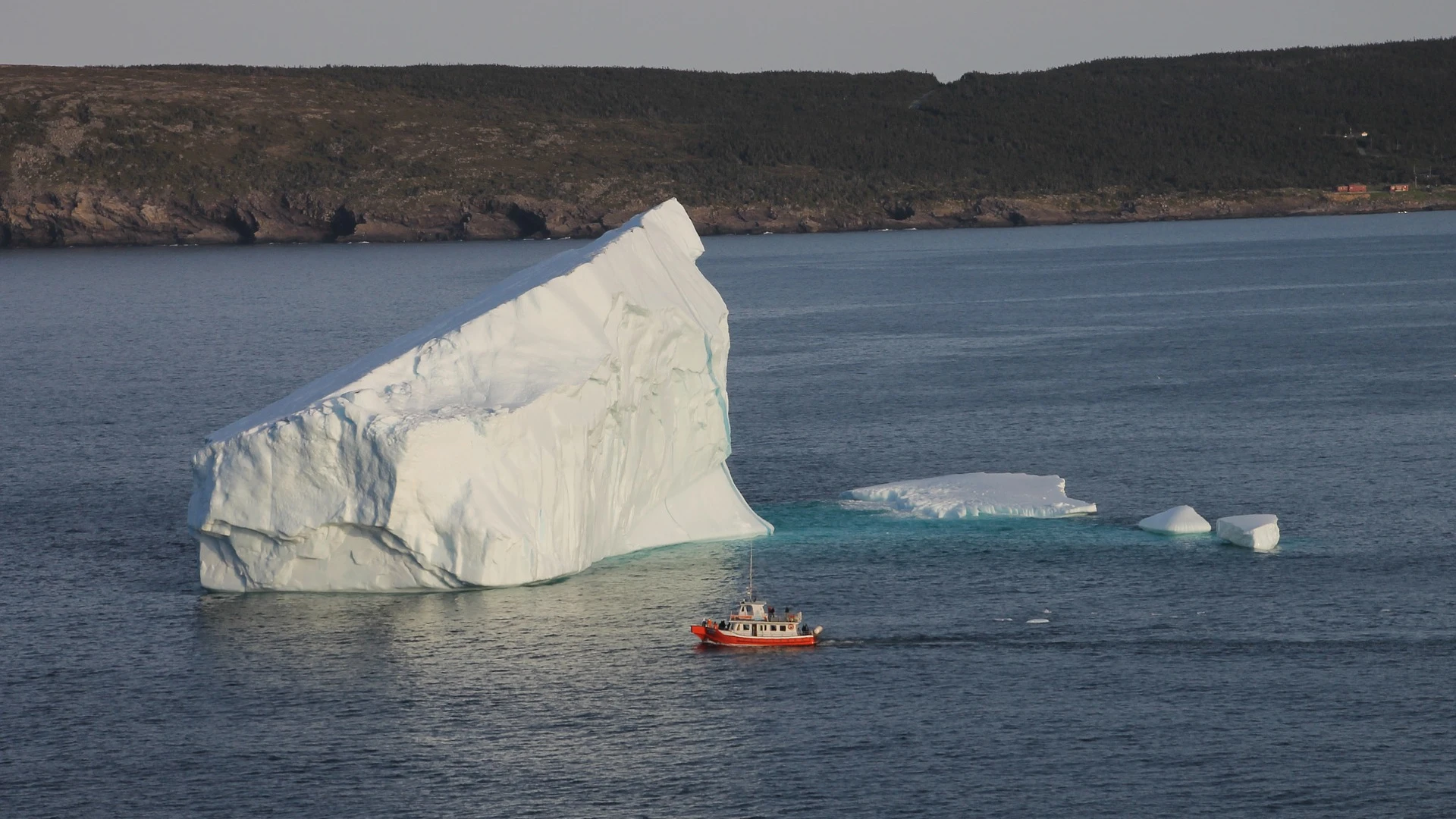 Un iceberg en la costa de Terranova, Canadá