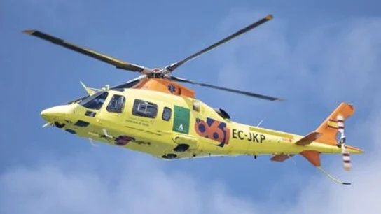 Helicóptero del 061 de la Junta de Andalucía (archivo) Helicóptero del 061 de la Junta de Andalucía (archivo)