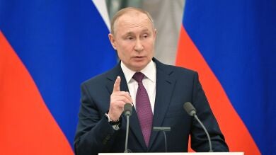 Putin afirma que Rusia no quiere una guerra en Europa y conf&iacute;a en el di&aacute;logo con la OTAN