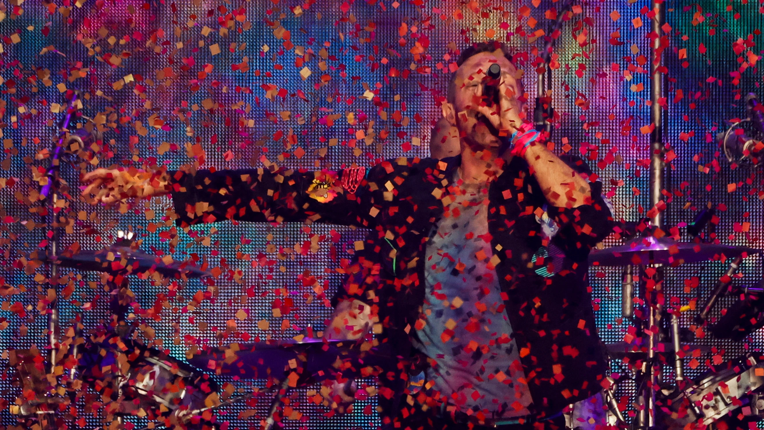 Chris Martin de Coldplay durante un concierto