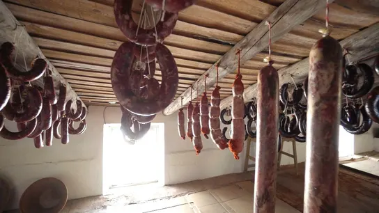 Secado de embutidos en el doblado de Jacinta Matanza