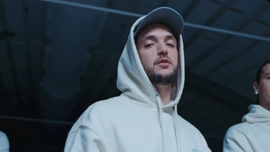 Todos los detalles de 'La sobremesa', la esperada reedición de 'El Madrileño' de C. Tangana con tres canciones nuevas Todos los detalles de 'La sobremesa', la esperada reedición de 'El Madrileño' de C. Tangana con tres canciones nuevas