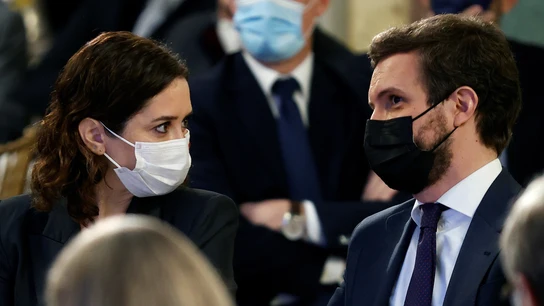 Ayuso y Casado en una imagen de archivo Ayuso y Casado en una imagen de archivo