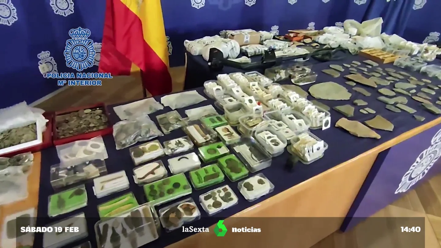 Detenido un arqueólogo de Cáceres que escondía en su casa 12 mil piezas de gran valor histórico Detenido un arqueólogo de Cáceres que escondía en su casa 12 mil piezas de gran valor histórico