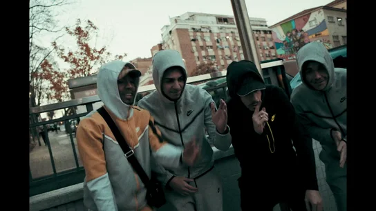 ¿Por qué no aparecen mujeres ni lujos en los videoclips de Morad? La confesión del exitoso rapero de barrio ¿Por qué no aparecen mujeres ni lujos en los videoclips de Morad? La confesión del exitoso rapero de barrio