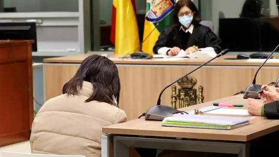 Adriana Ugueto durante el juicio celebrado por el asesinato de su hija Carolina, de cinco años, en un hotel de Logroño Adriana Ugueto durante el juicio celebrado por el asesinato de su hija Carolina, de cinco años, en un hotel de Logroño