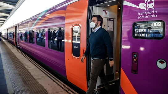 Renfe estrena el Avlo Madrid-Valencia: estos son los precios, horarios, paradas y servicios que incluye desde 7 euros el billete Viajes low cost