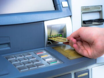 Cajero y tarjeta de crédito