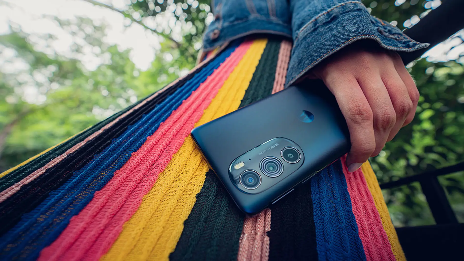 Llega el primer móvil con cámara de 200 megapíxeles: así es el Motorola  Edge 30 Ultra