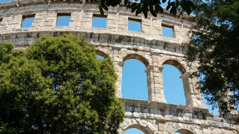 Anfiteatro de Pula Anfiteatro de Pula