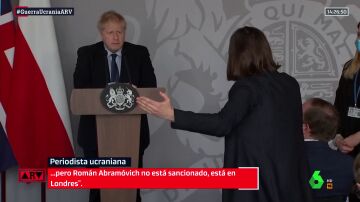 La dura reprimenda de una periodista ucraniana a Boris Johnson: "La OTAN tiene miedo a una III Guerra Mundial, pero ya ha comenzado"