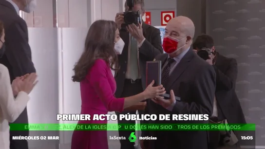 Antonio Resines reaparece en Pamplona para recibir la medalla al Mérito de las Bellas Artes Secuelas del Covid