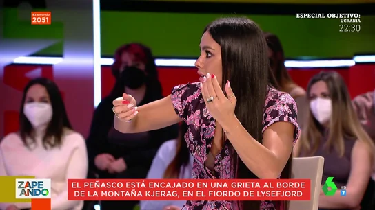 Cristina Pedroche recuerda cómo arriesgó su vida cuando un mono casi la empuja en una torre: "Se puso a hacer el tonto" Cristina Pedroche recuerda cómo arriesgó su vida cuando un mono casi la empuja en una torre: "Se puso a hacer el tonto"