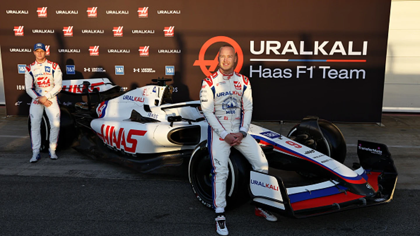 Nikita Mazepin en Haas Nikita Mazepin en Haas