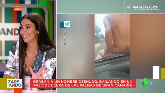 Un hombre baila desnudo en un paso de cebra de las Palmas de Gran Canaria Un hombre baila desnudo en un paso de cebra de las Palmas de Gran Canaria