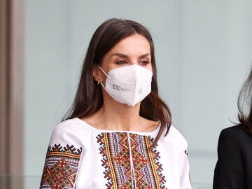La reina Letizia asiste en la entrega de ayudas a proyectos sociales de la Fundación Mutua Madrileña