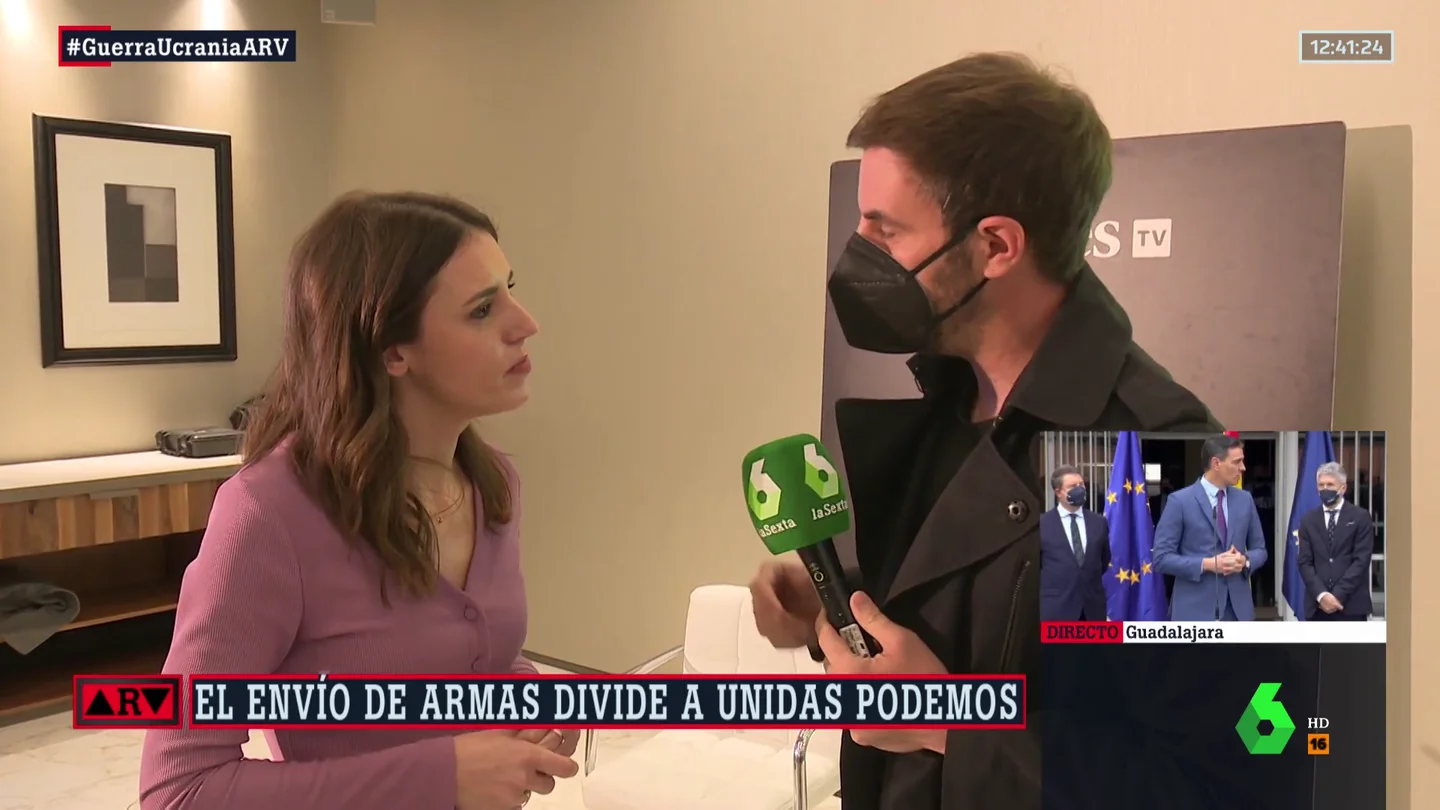 Montero y Echenique ahondan la división en Podemos por el envío de armas: "La paz es lo sensato aunque nos acribillen" Montero y Echenique ahondan la división en Podemos por el envío de armas: "La paz es lo sensato aunque nos acribillen"