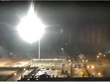 Rusia toma el control de la central nuclear de Zaporiyia tras bombardearla