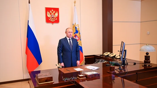 Putin afirma que las sanciones occidentales a Rusia son como una "declaración de guerra" Putin afirma que las sanciones occidentales a Rusia son como una "declaración de guerra"