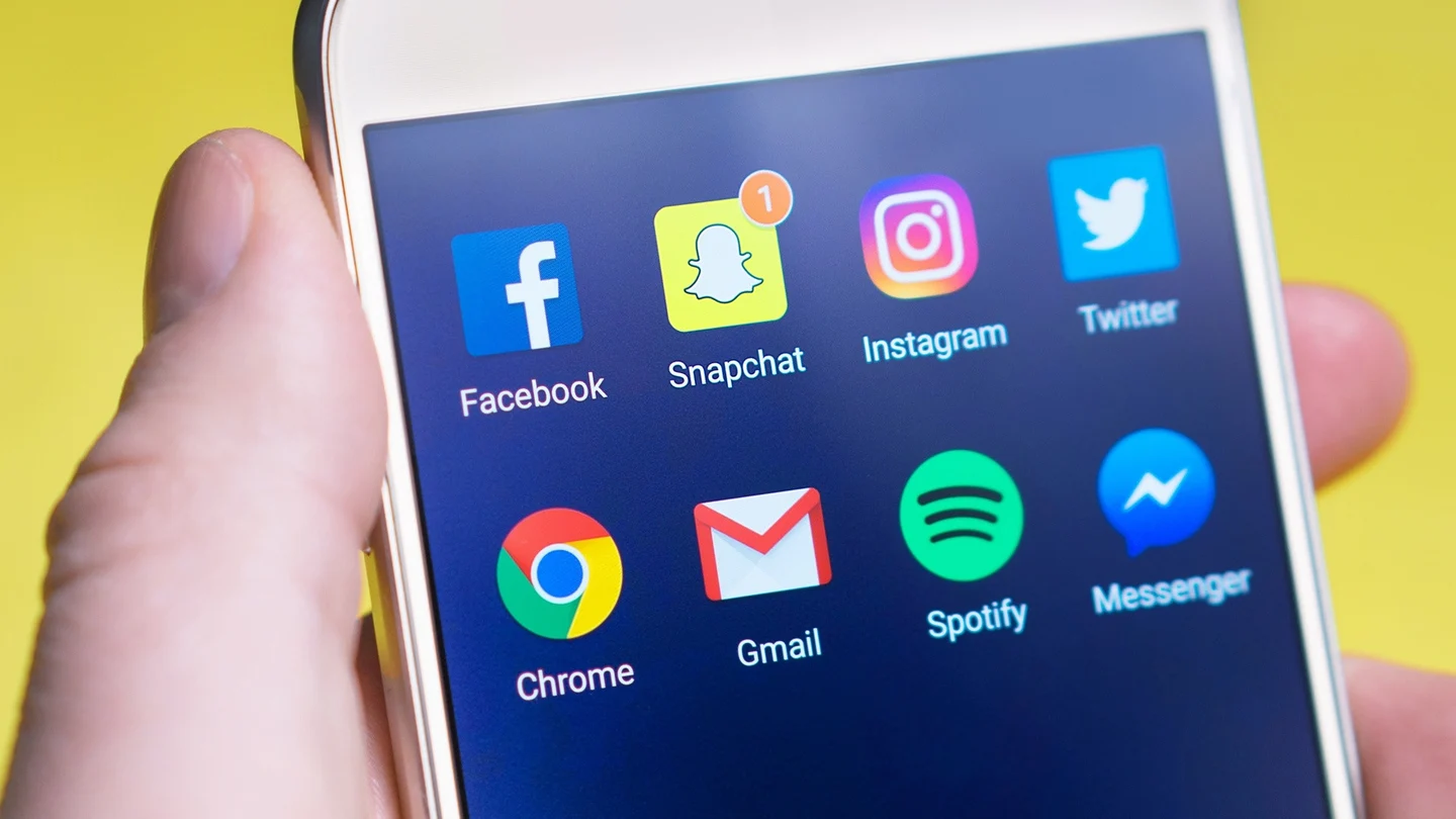 Redes sociales, el lugar donde confluyen el machismo y el empoderamiento de las adolescentes Redes sociales, el lugar donde confluyen el machismo y el empoderamiento de las adolescentes