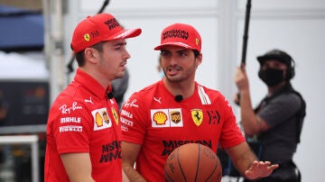 Charles Leclerc y Carlos Sainz