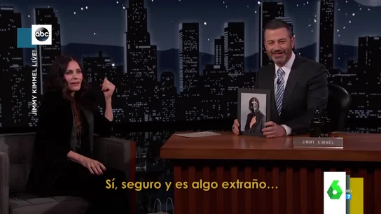 El extraño regalo de Ed Sheeran a Courtney Cox cada vez que se queda en su casa El extraño regalo de Ed Sheeran a Courtney Cox cada vez que se queda en su casa