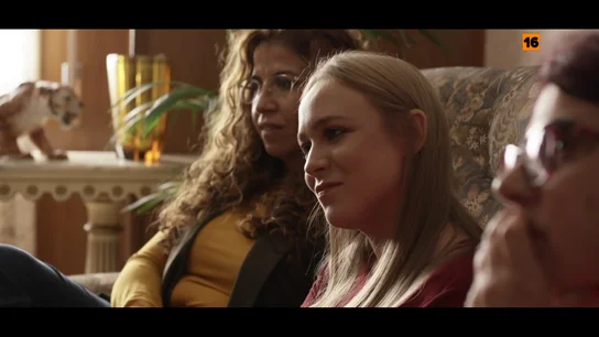 "Te ponen como una perra": Lectoras de Megan Maxwell confiesan a Jordi Évole cómo les ha cambiado la vida "Te ponen como una perra": Lectoras de Megan Maxwell confiesan a Jordi Évole cómo les ha cambiado la vida