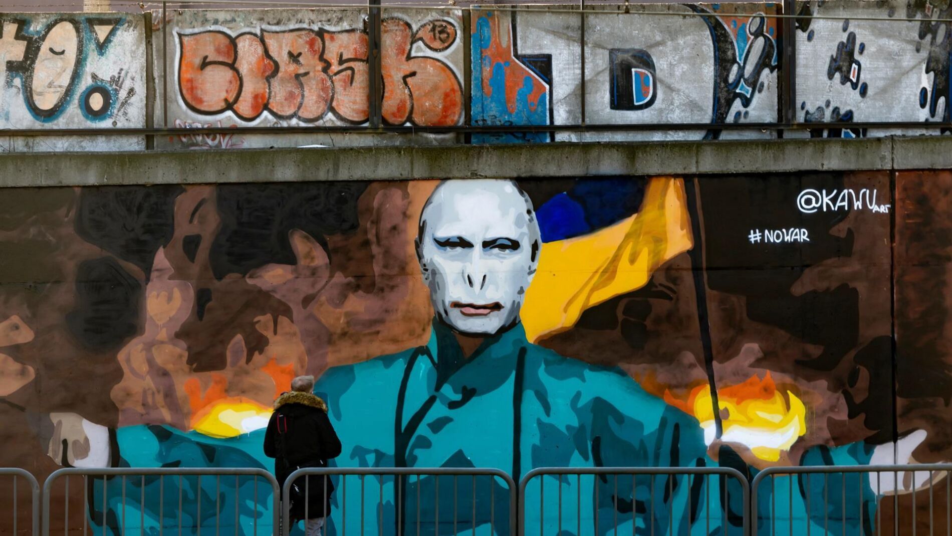Mural contra la guerra en Polonia