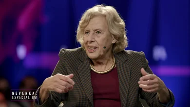 Manuela Carmena desmonta los mitos románticos: "Odio que la gente hable de medias naranjas, todos somos una naranja entera" Manuela Carmena desmonta los mitos románticos: "Odio que la gente hable de medias naranjas, todos somos una naranja entera"