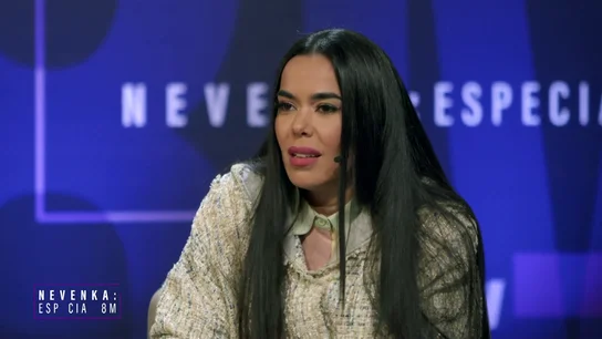 Beatriz Luengo, tajante sobre el límite de las canciones: "El mensaje romántico de 'me perteneces' es muy peligroso" Beatriz Luengo, tajante sobre el límite de las canciones: "El mensaje romántico de 'me perteneces' es muy peligroso"