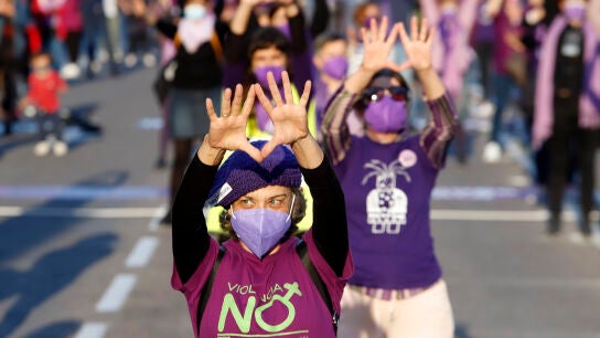 Concentración, baile feminista y lectura de manifiesto por el 8M, día internacional de la Mujer. En Málaga (Andalucía, España), 08 de marzo 2021