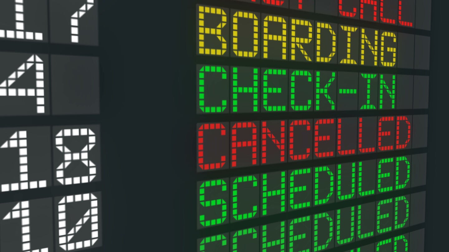 Imagen archivo vuelo cancelado