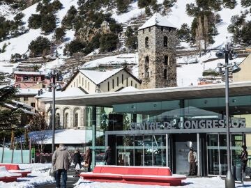 Todavía estás a tiempo de disfrutar de una escapada de nieve e invierno a Andorra