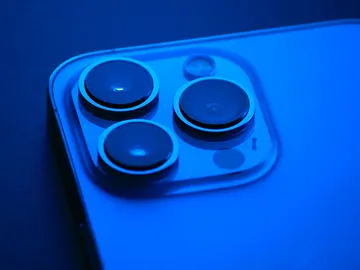 iPhone 13 iPhone 13