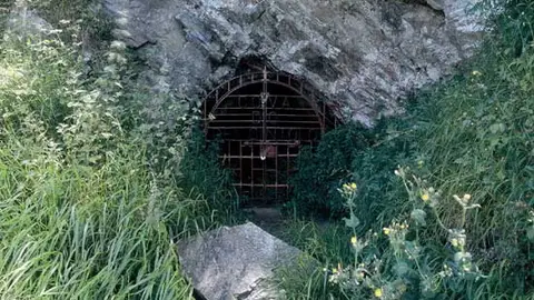 Cueva del Rei Cintolo Cueva del Rei Cintolo
