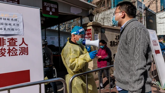 Un punto de realización de test de coronavirus en Shanghái Un punto de realización de test de coronavirus en Shanghái
