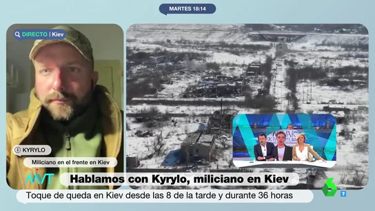 Un miliciano ucraniano advierte de que Rusia bombardeará Kiev en las próximas horas y "por eso se ha declarado el toque de queda" Un miliciano ucraniano advierte de que Rusia bombardeará Kiev en las próximas horas y "por eso se ha declarado el toque de queda"