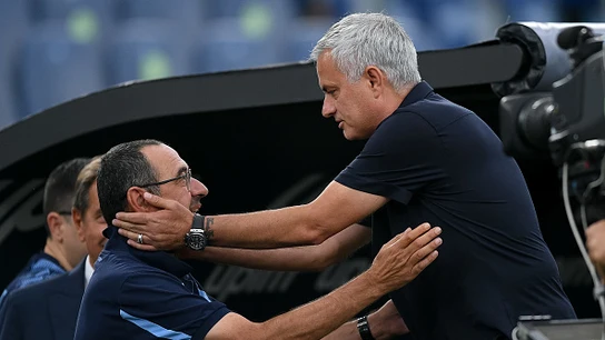 Maurizio Sarri y José Mourinho Maurizio Sarri y José Mourinho