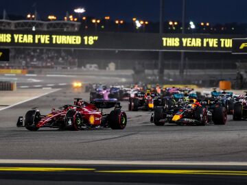 Ferrari logra el doblete en el hundimiento de Red Bull