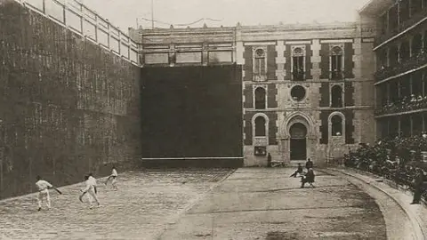 Frontón de Beti Jai en 1916 Frontón de Beti Jai en 1916