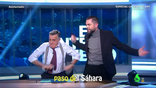 Dani Mateo resume la postura del Gobierno sobre el Sáhara a ritmo del 'Waka Waka': "Hemos dejado a los saharauis un poco en bragas" Dani Mateo resume la postura del Gobierno sobre el Sáhara a ritmo del 'Waka Waka': "Hemos dejado a los saharauis un poco en bragas"